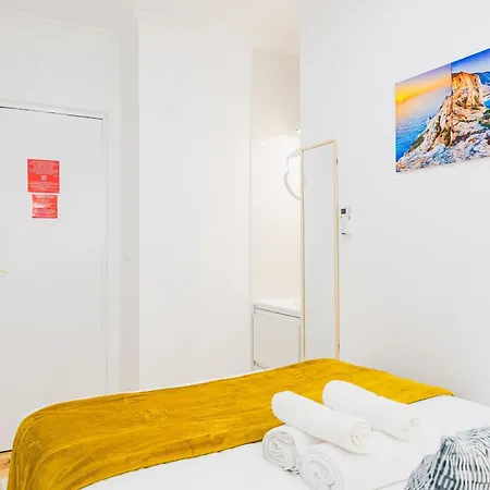 Privat bolig Almirante Reis 4 Andar - Arroios *