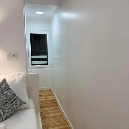 Almirante Reis 4 Andar - Arroios * Lisbon