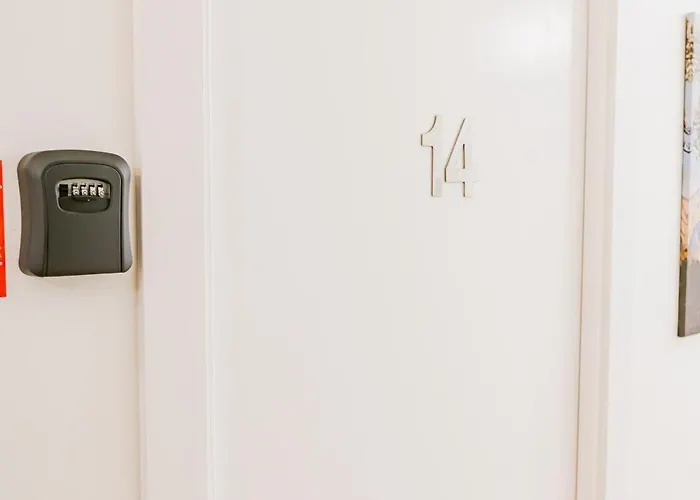 Almirante Reis 4 Andar - Arroios Quarto em Acomodações Particulares Lisboa