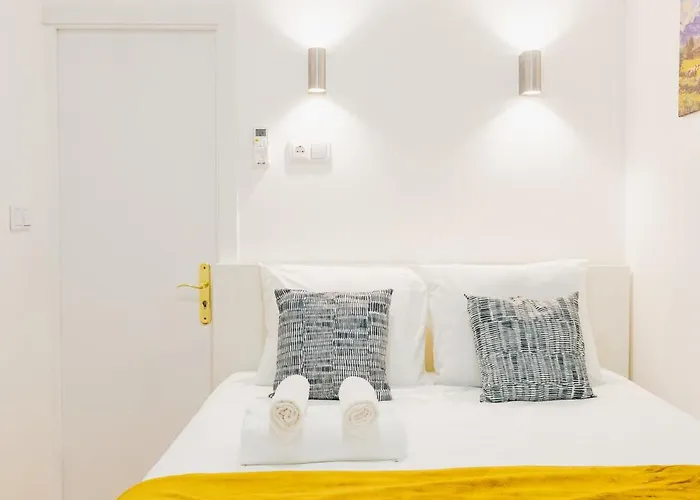 Almirante Reis 4 Andar - Arroios Quarto em Acomodações Particulares