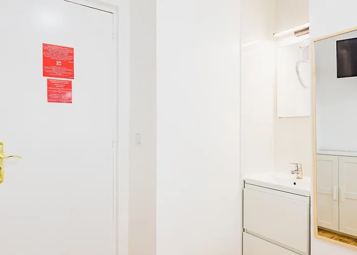 Almirante Reis 4 Andar - Arroios Quarto em Acomodações Particulares *