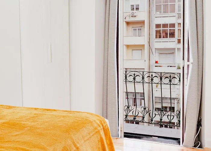 Almirante Reis 4 Andar - Arroios * Лиссабон