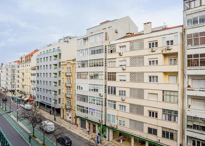 Almirante Reis 4 Andar - Arroios * Lisboa